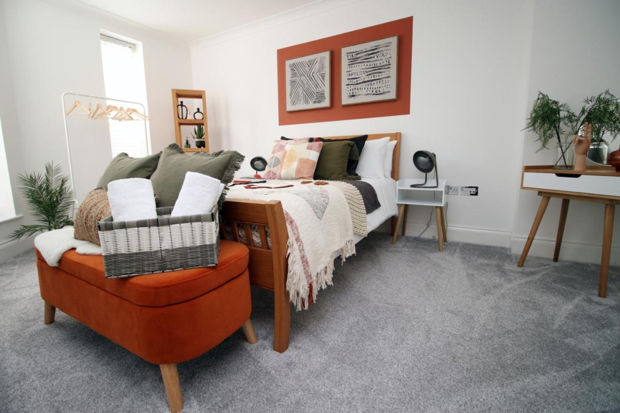 Bath Luxury City Centre 4 Bedroom Townhouse, Sleeps 8, Easy Parking, Private Courtyard Garden, By Empower Homes Exterior photo