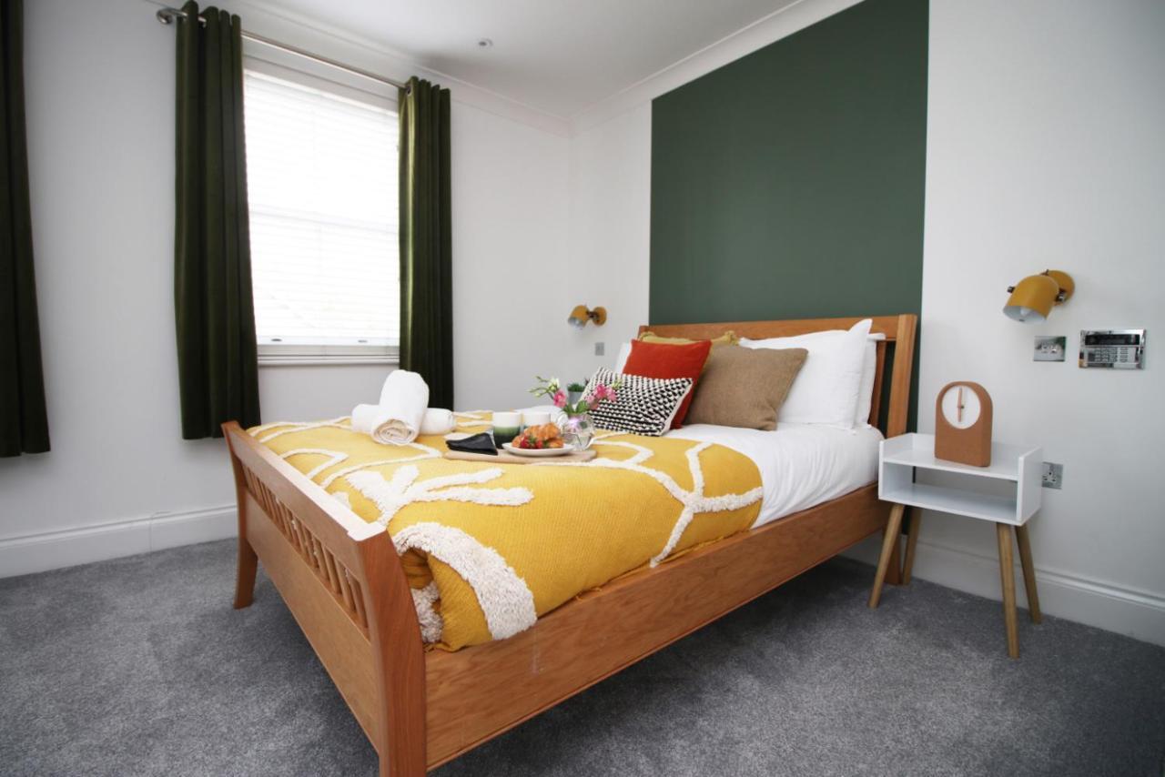 Bath Luxury City Centre 4 Bedroom Townhouse, Sleeps 8, Easy Parking, Private Courtyard Garden, By Empower Homes Exterior photo