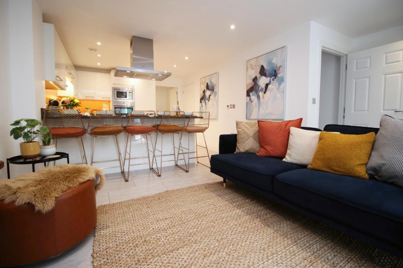 Bath Luxury City Centre 4 Bedroom Townhouse, Sleeps 8, Easy Parking, Private Courtyard Garden, By Empower Homes Exterior photo