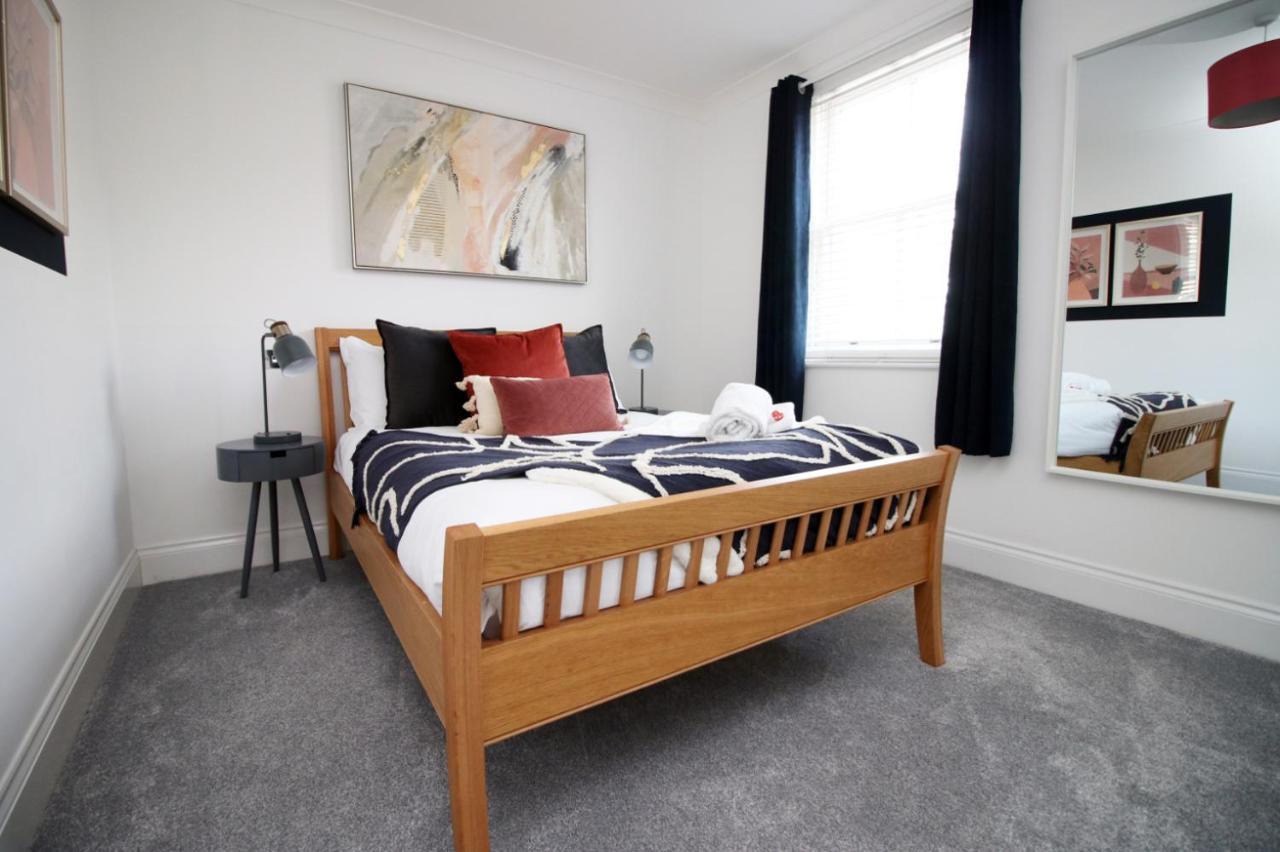 Bath Luxury City Centre 4 Bedroom Townhouse, Sleeps 8, Easy Parking, Private Courtyard Garden, By Empower Homes Exterior photo